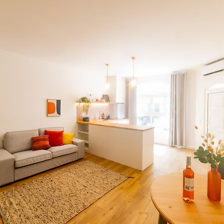 Apartament - *